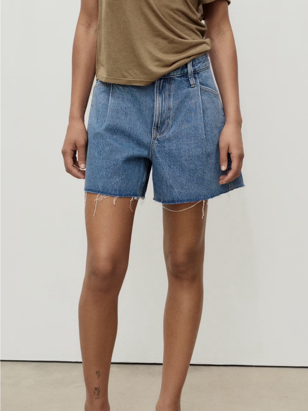 Mango Classic High-Waist Denim Shorts - Blue